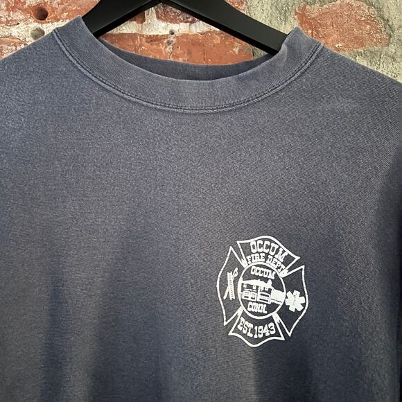 VTG Occum CT Fire Department Navy Crewneck Sweatshirt L 22x27 - Picture 1 of 5